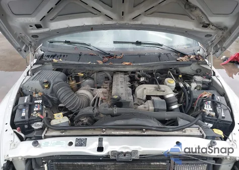 2001 Dodge Ram 2500 St z USA, uszkodzony, nr VIN 1B7KC23681J582498